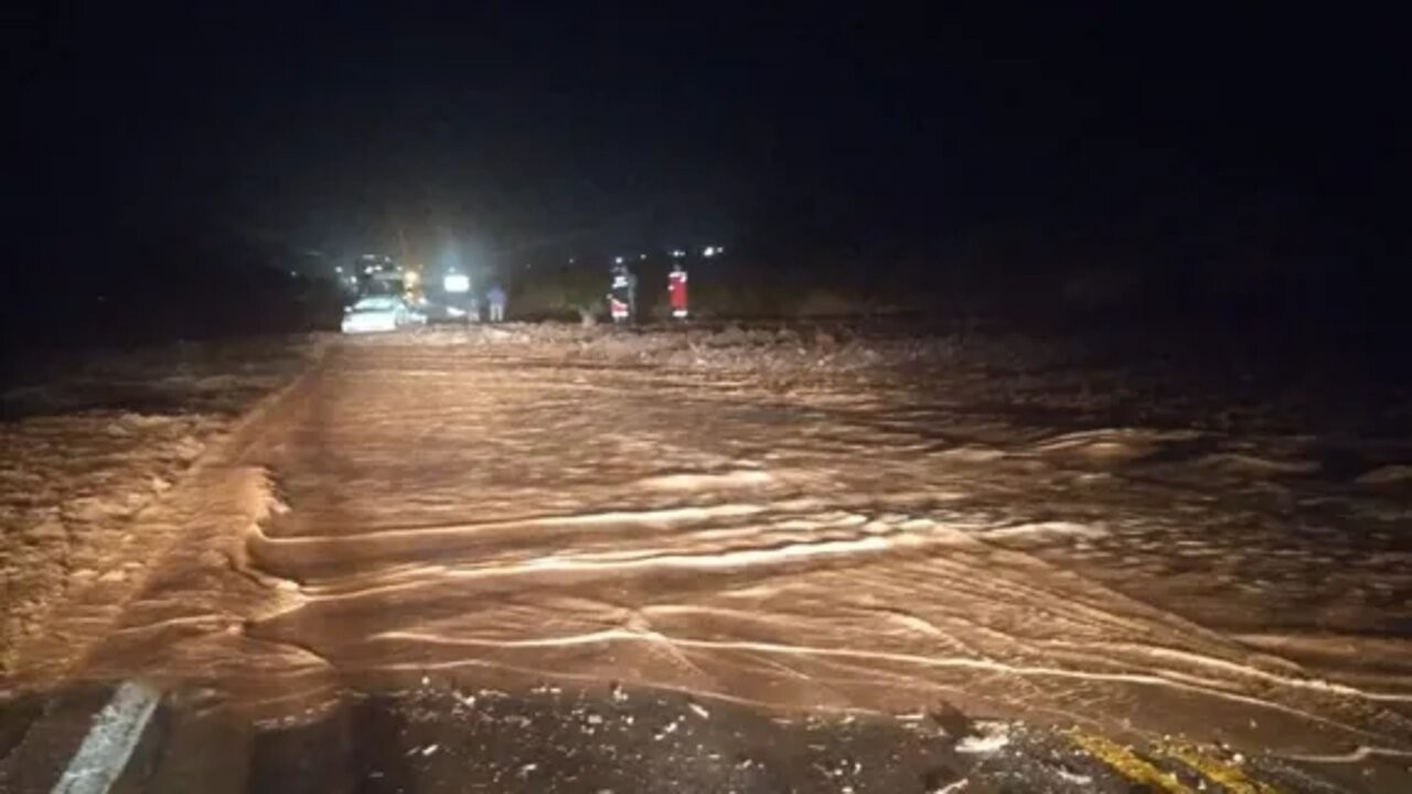 Por las lluvias en Uquía evacuaron a 50 familias 2 ruta-9-22jpg.jpg