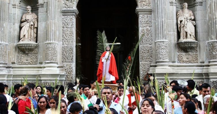 ¿Cómo se celebran las Pascuas en distintas culturas alrededor del mundo? 5 semanpascuas.jpg