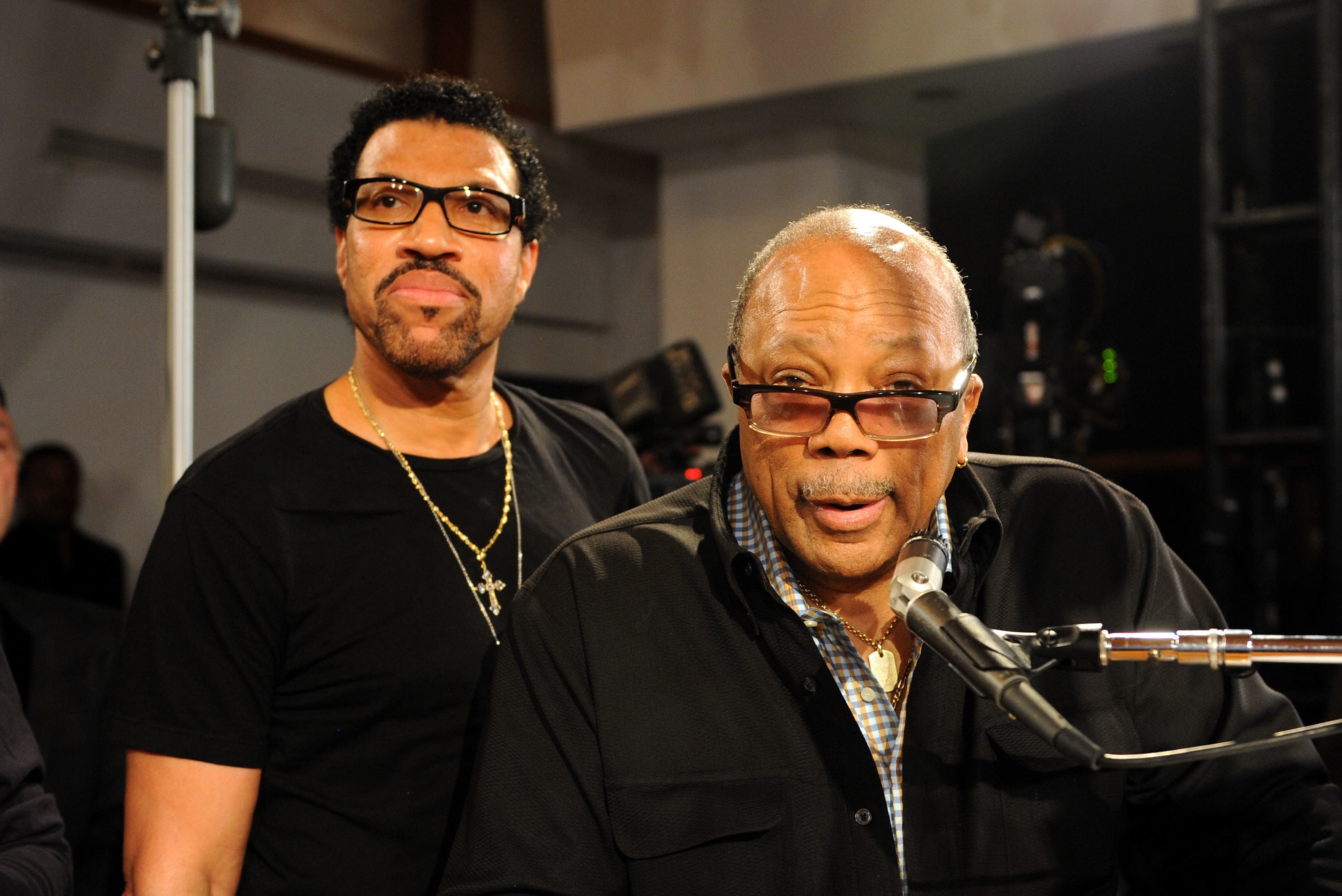 Lionel Richie celebra 74 años: el genio detrás de "We Are the World" 2 sub-buzz-6322-1578086639-3.jpg