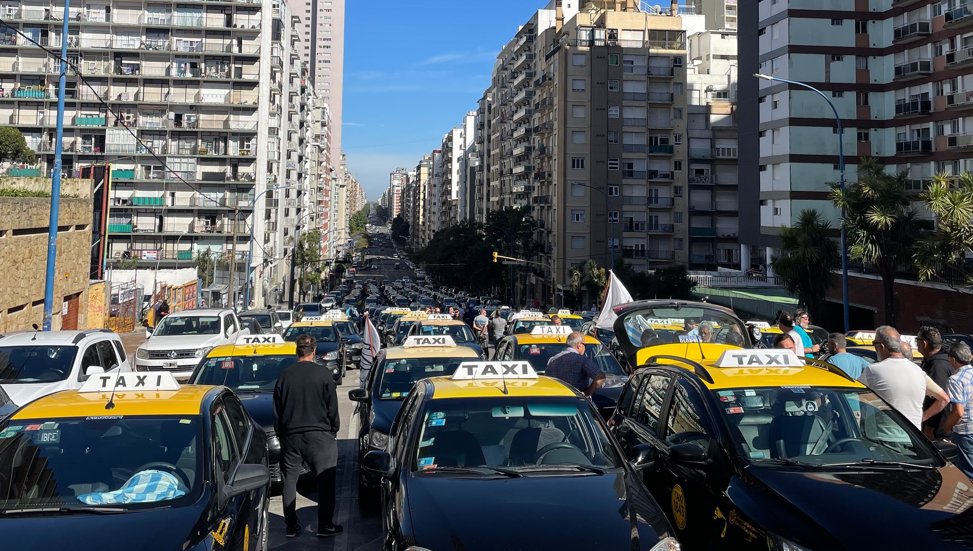 taxis_02_copy.jpg