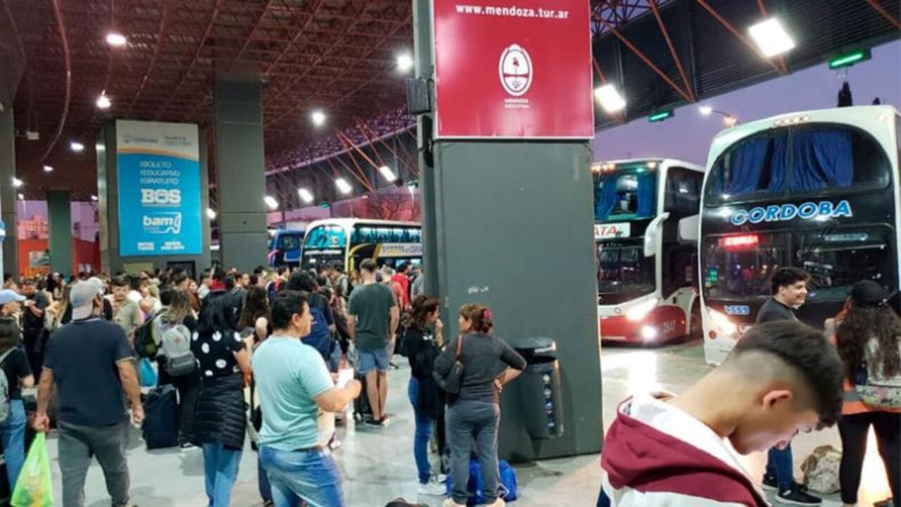 Córdoba supera el 80% de ocupación por turismo 1 terminal-cordoba-turismo-fin-semana-largo-01_1.jpg