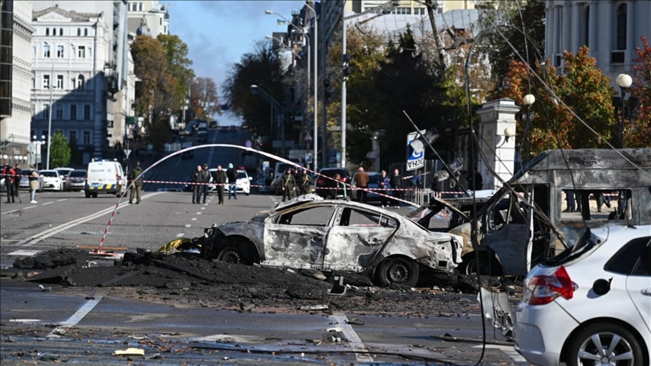 Zelenski ante los bombardeos a Kiev: "Son terroristas" 1 thumbs_b_c_a34df3b37d2dfba7dc84593c36f56a91_1.jpg