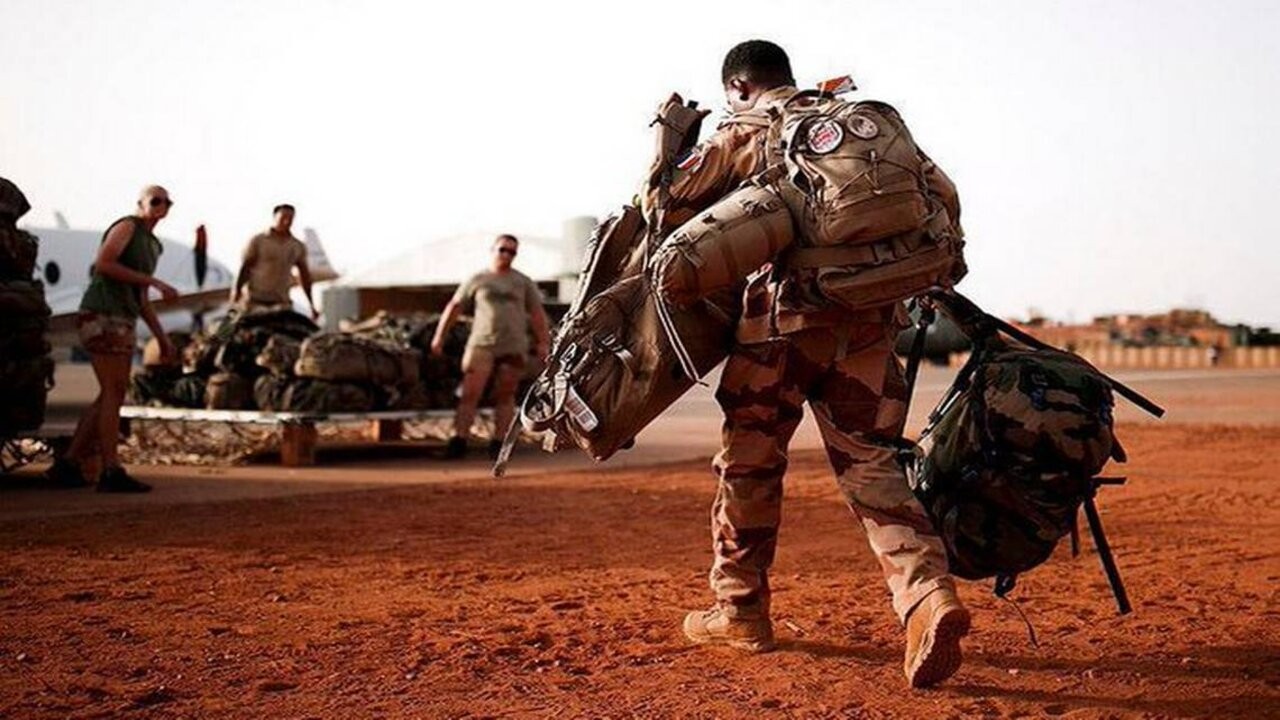 Francia "reducirá" su presencia militar en África 1 tropas_francesas_1.jpg